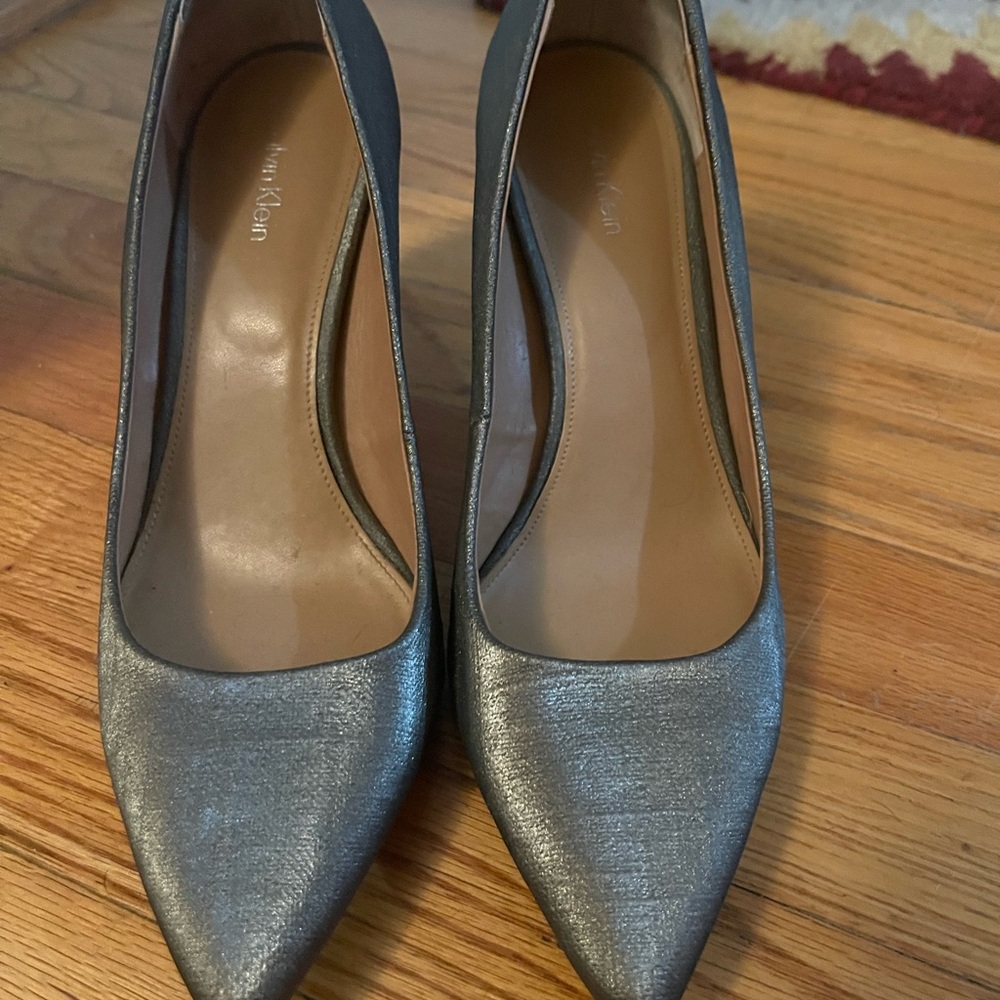 Calvin Klein Shiny Dark Silver Women's Pumps